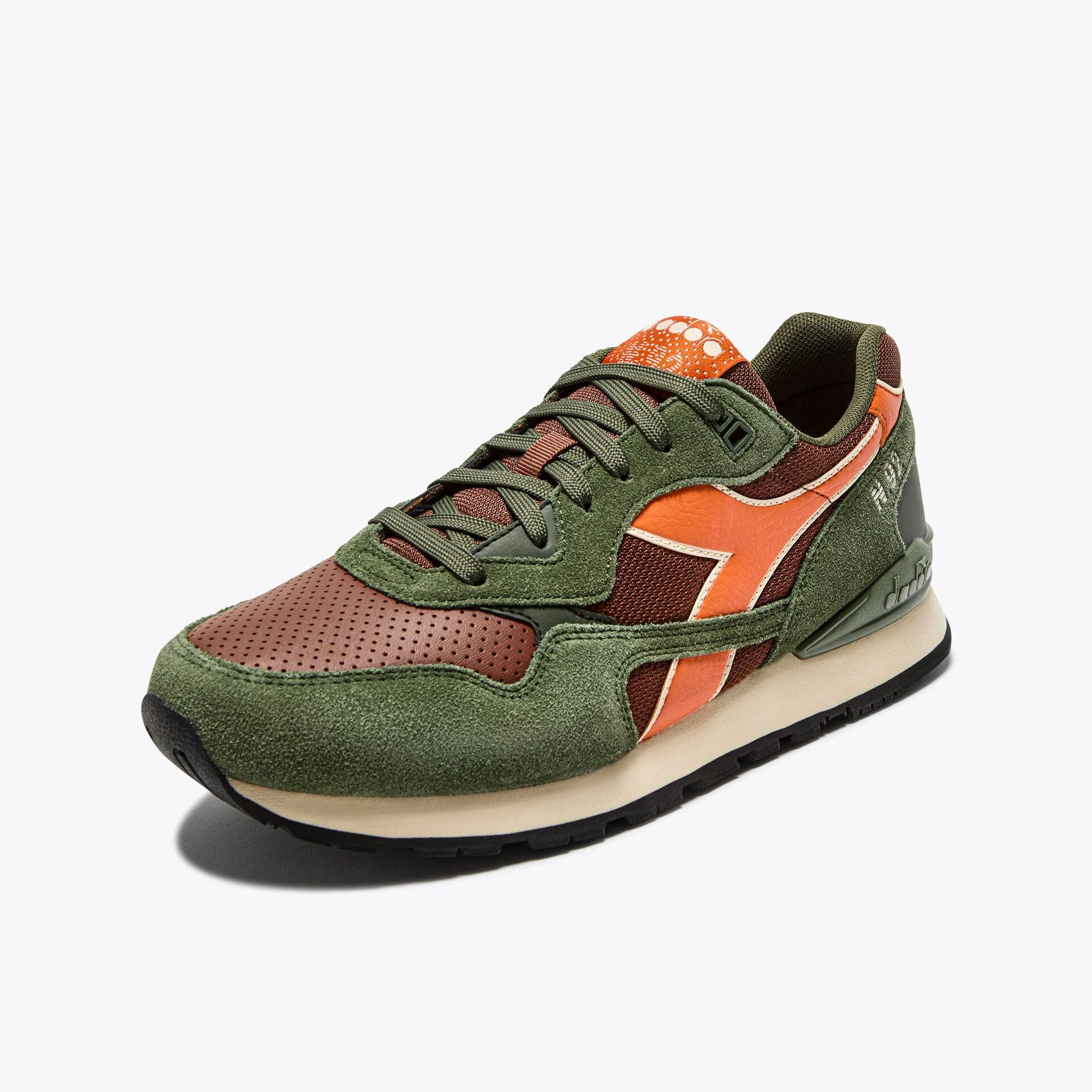 Diadora N92 Advance Trainers Khaki