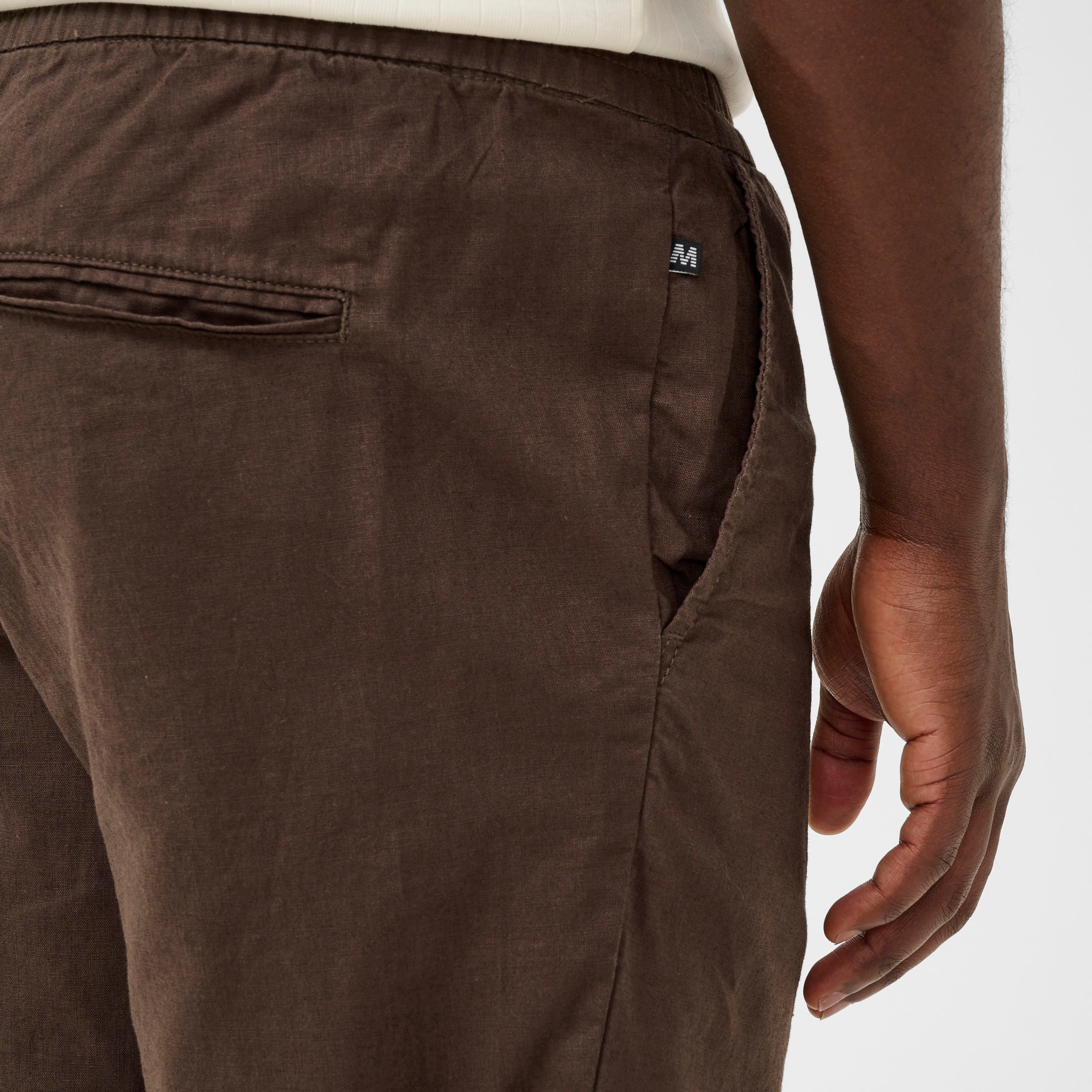 Matinique Barton Linen Shorts Brown