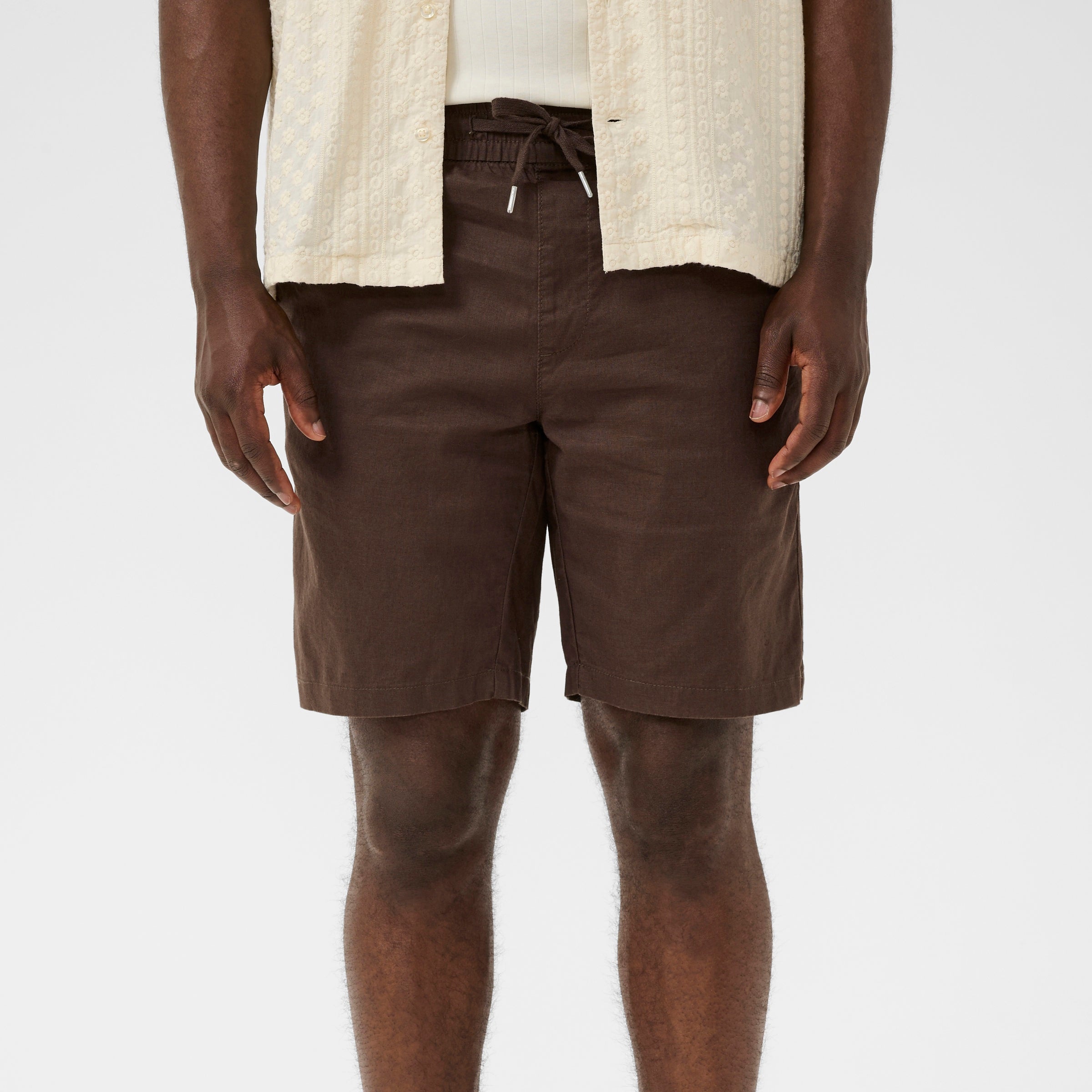 Matinique Barton Linen Shorts Brown
