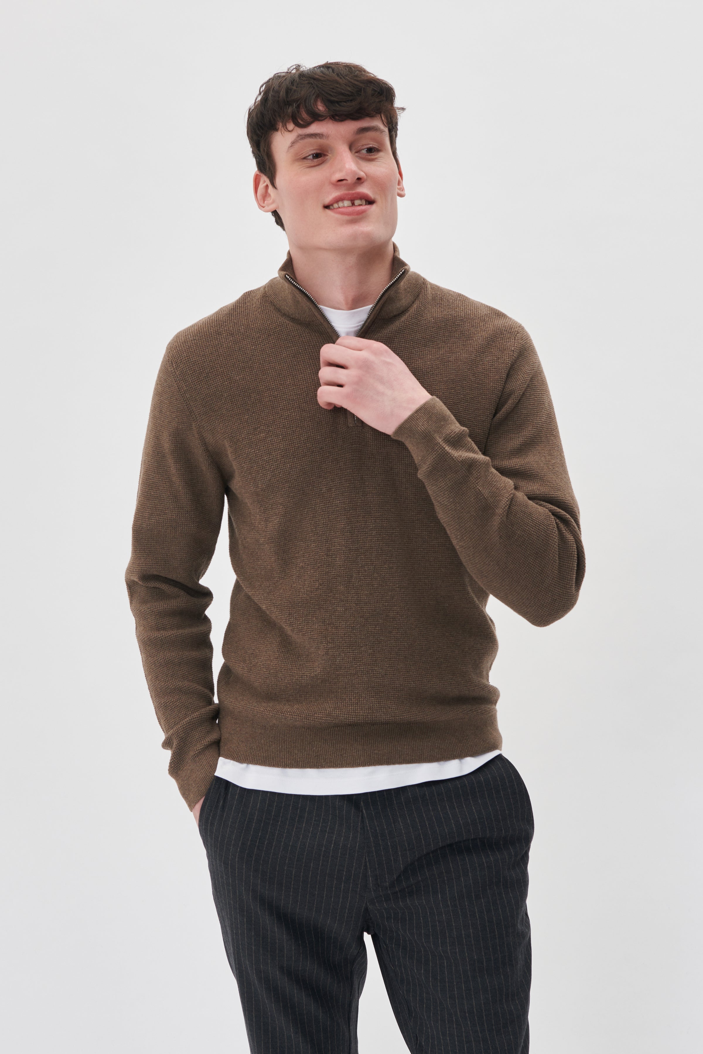 Matinique Lagoon Textured Knit Sweater Walnut