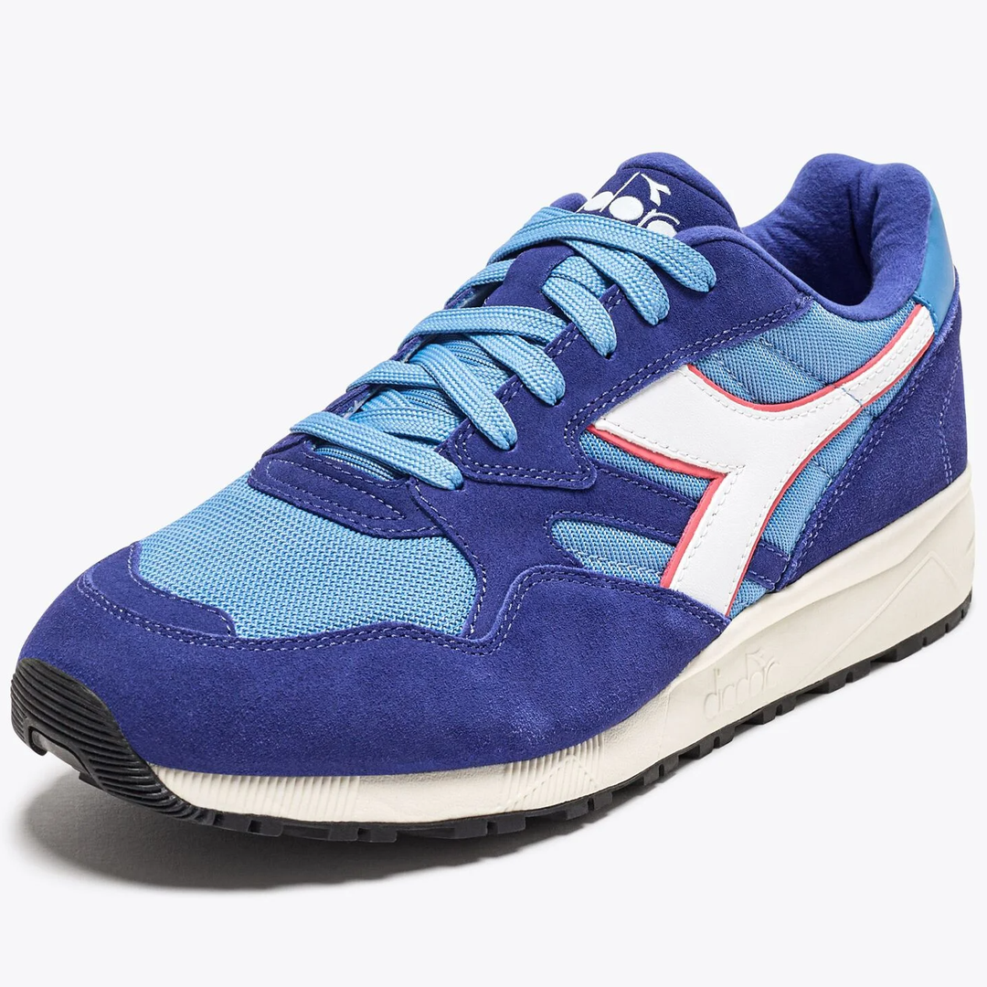 Diadora N902 Trainers Blue