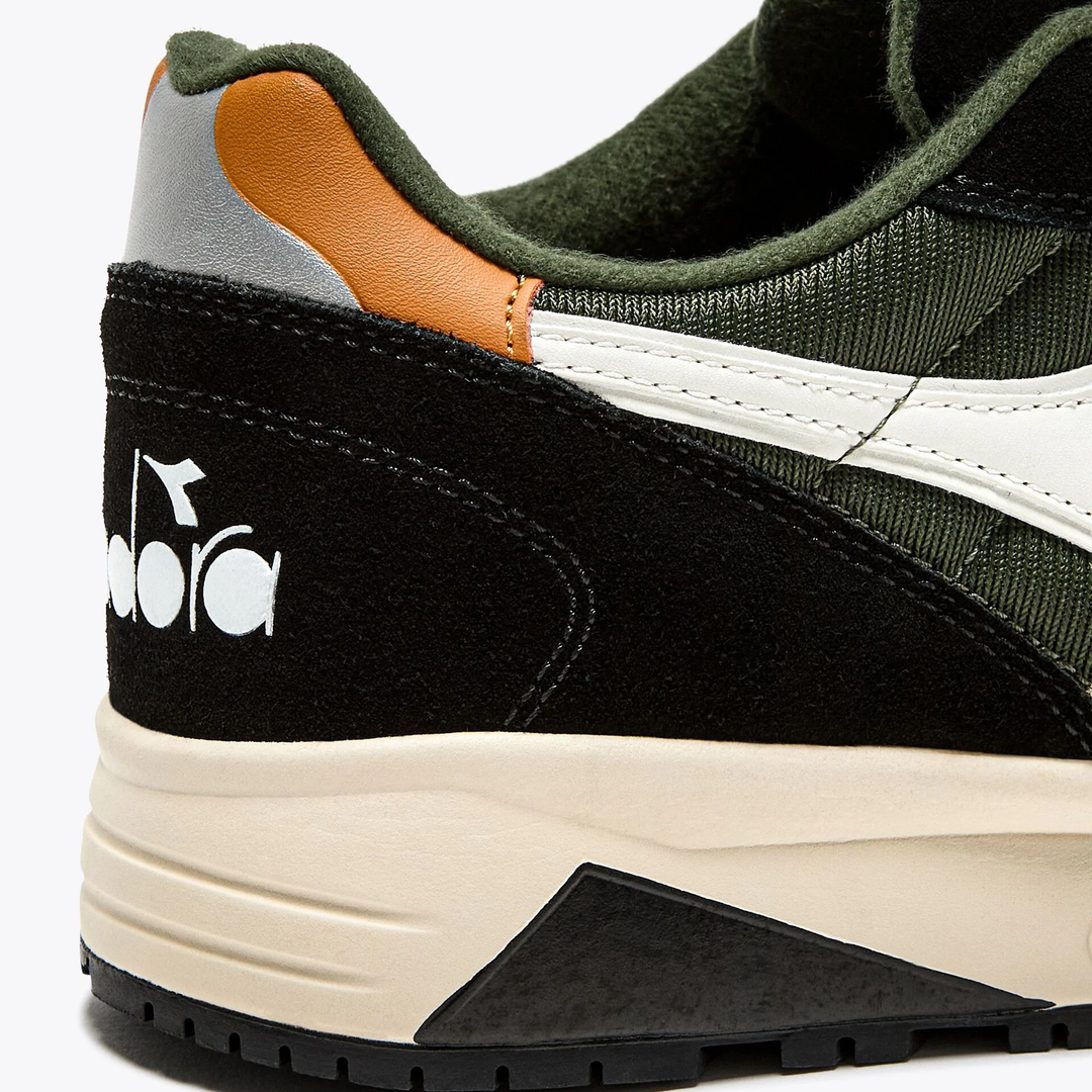 Diadora chile hotsell