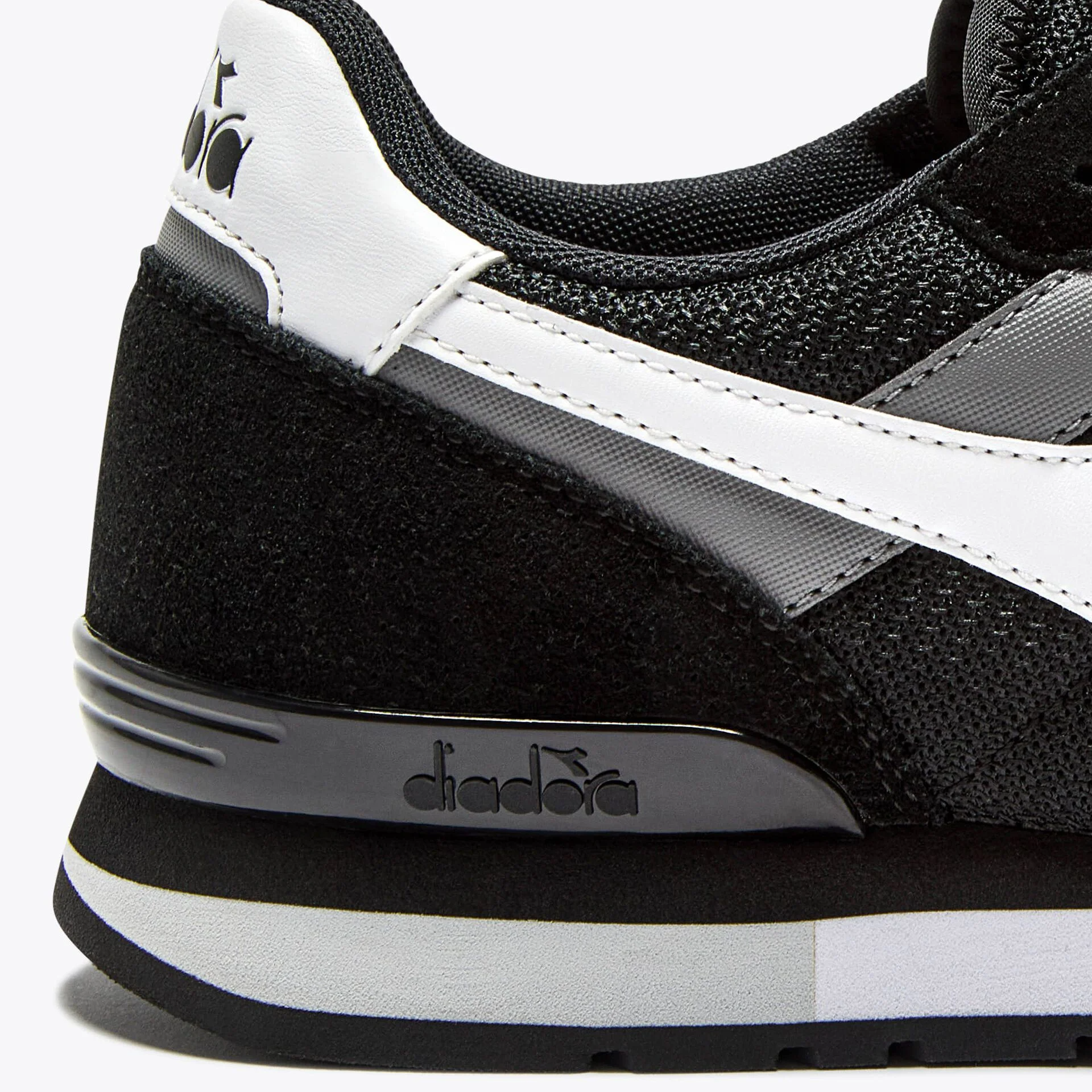 Diadora Camaro M2 Trainers Black