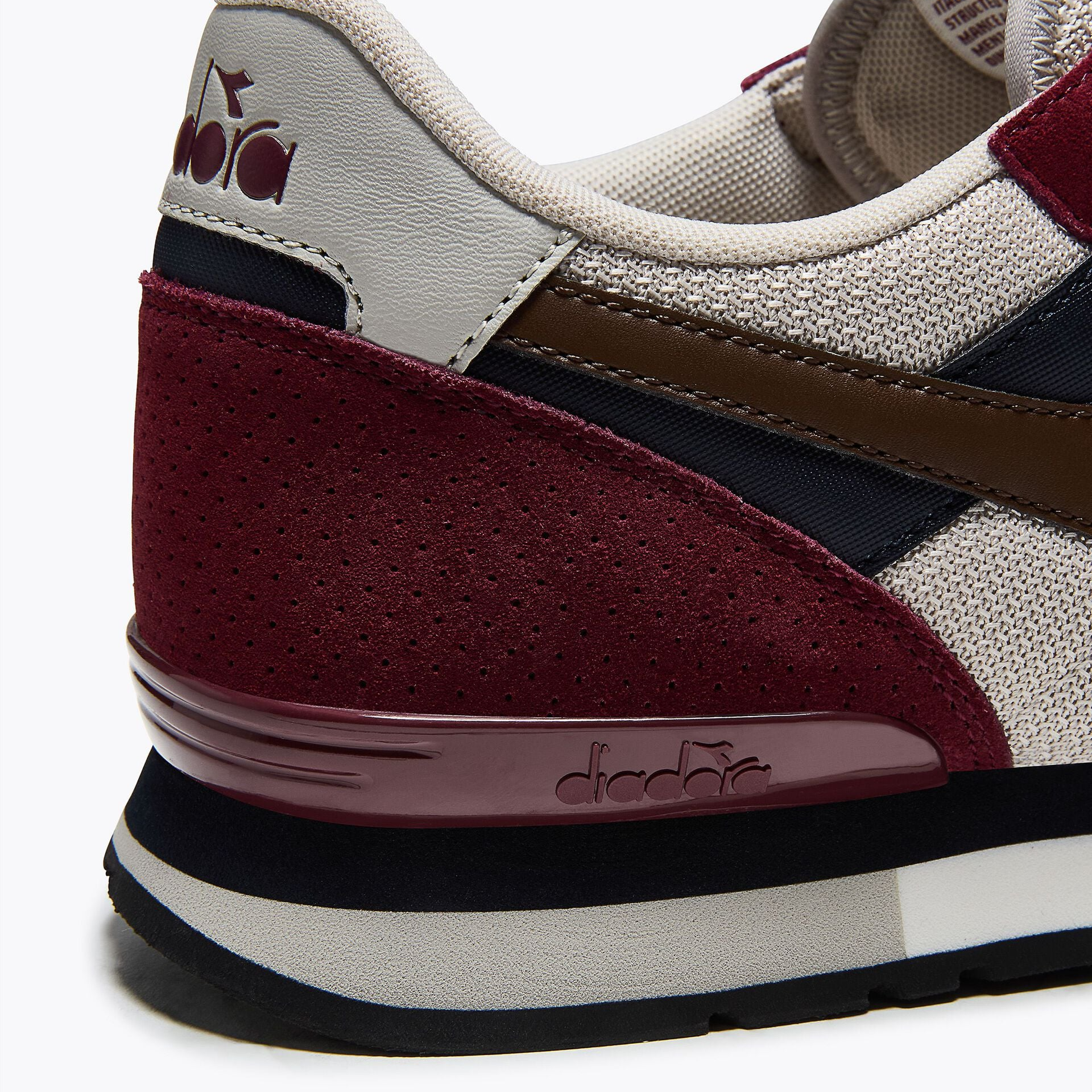 Diadora Camaro M2 Trainers Burgundy/White