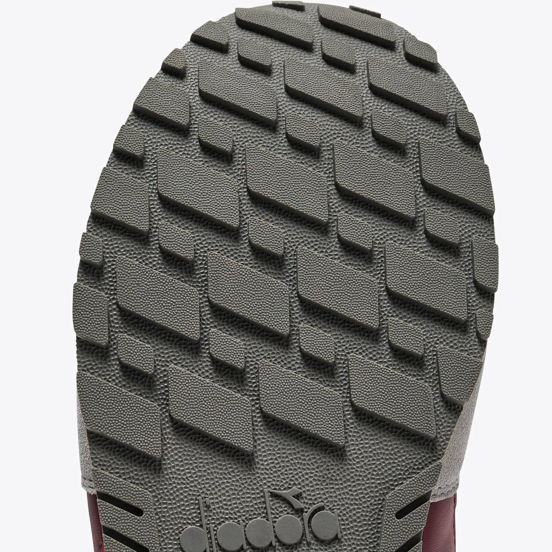 Diadora Camaro Smooth Trainers Grey/Burgundy