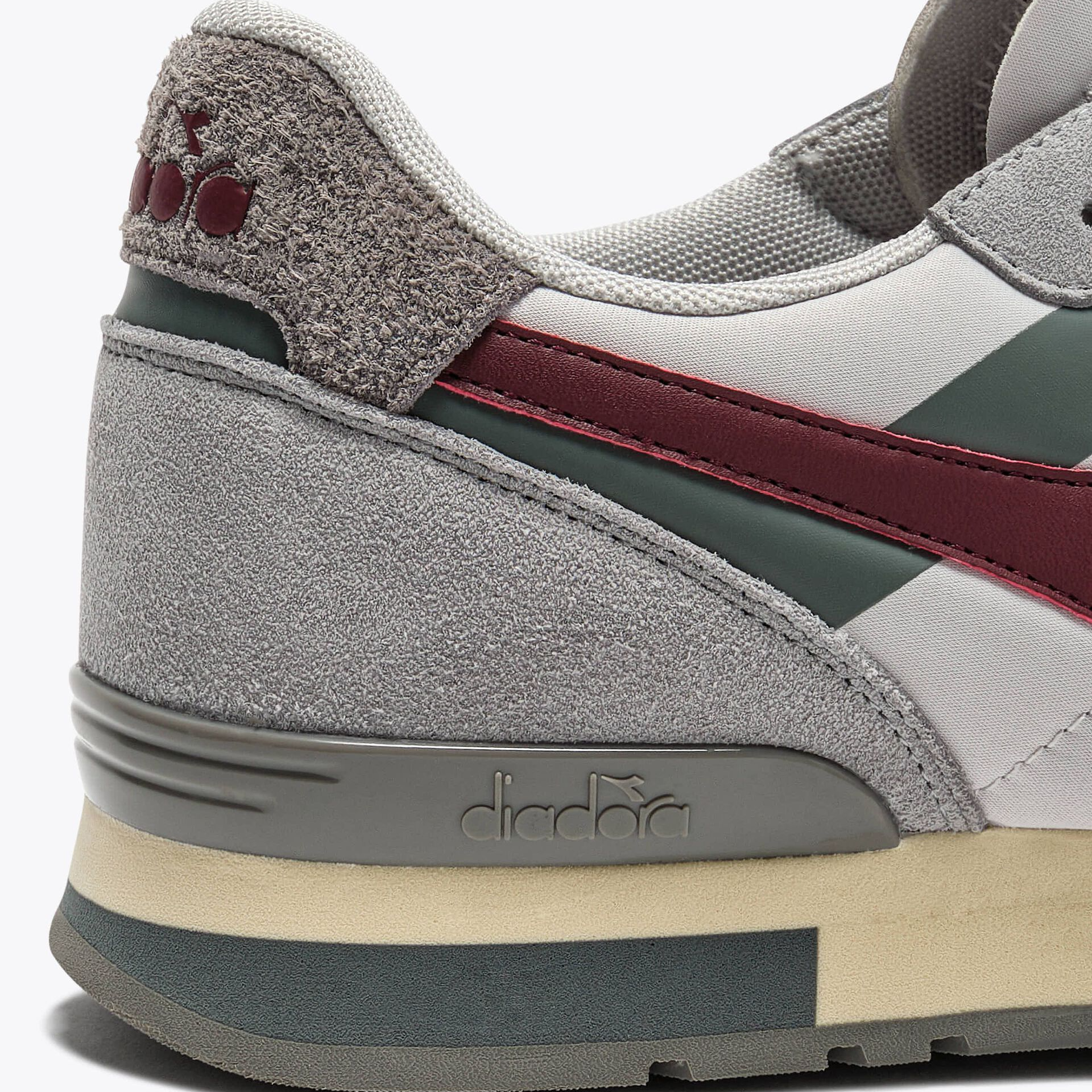 Diadora Camaro Smooth Trainers Grey/Burgundy