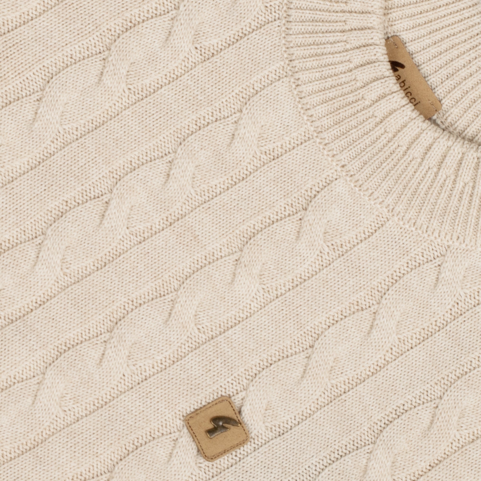 Gabicci Vintage Tremor Cable Knit Sweater Cream