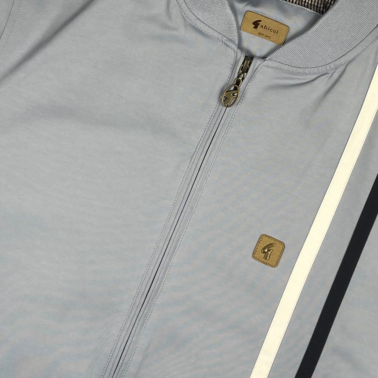 Gabicci Vintage Griffin Bomber Jacket Sky