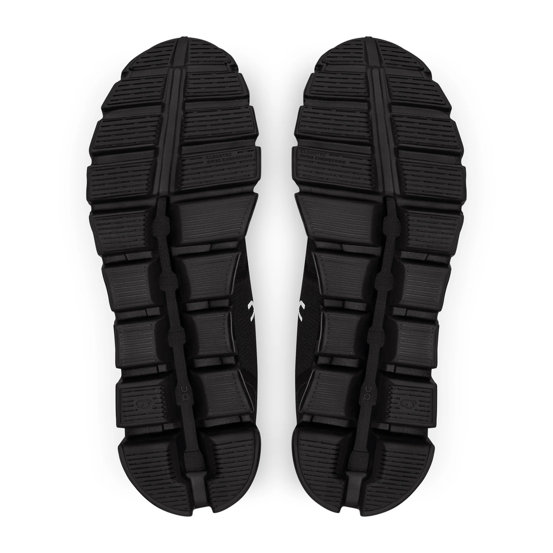 On Running Cloud 5 Trainers Black
