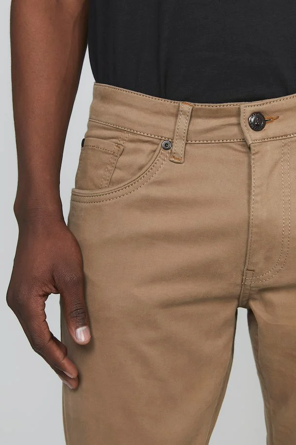 Matinique Pete Hybrid Pants Beige - Urban Menswear